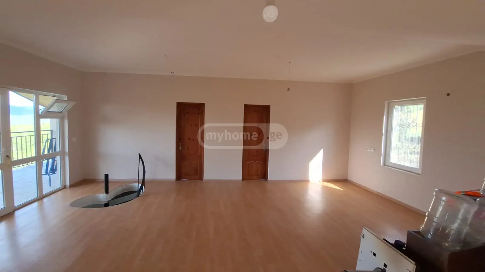 7 Room Country House For Sale view 9