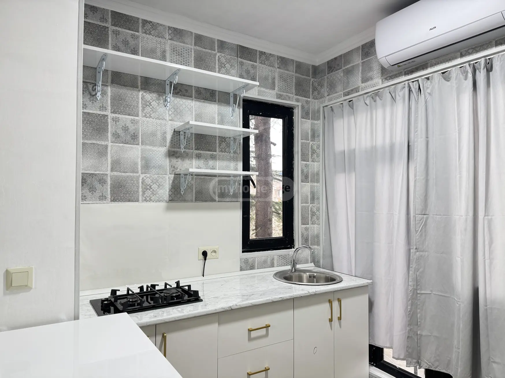 1 Room Apartment For Sale view 6