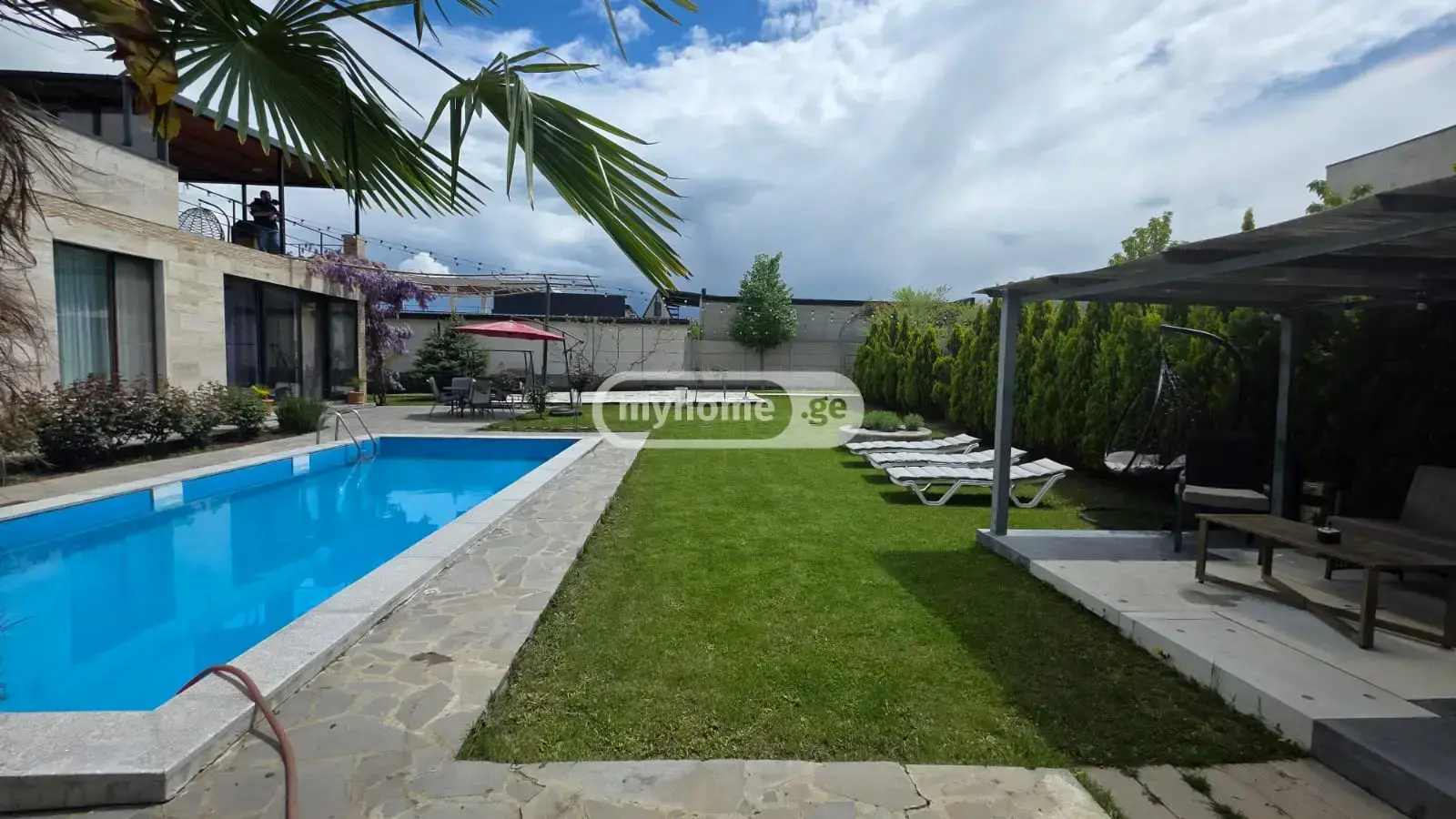 6 Room Country House For Sale view 1