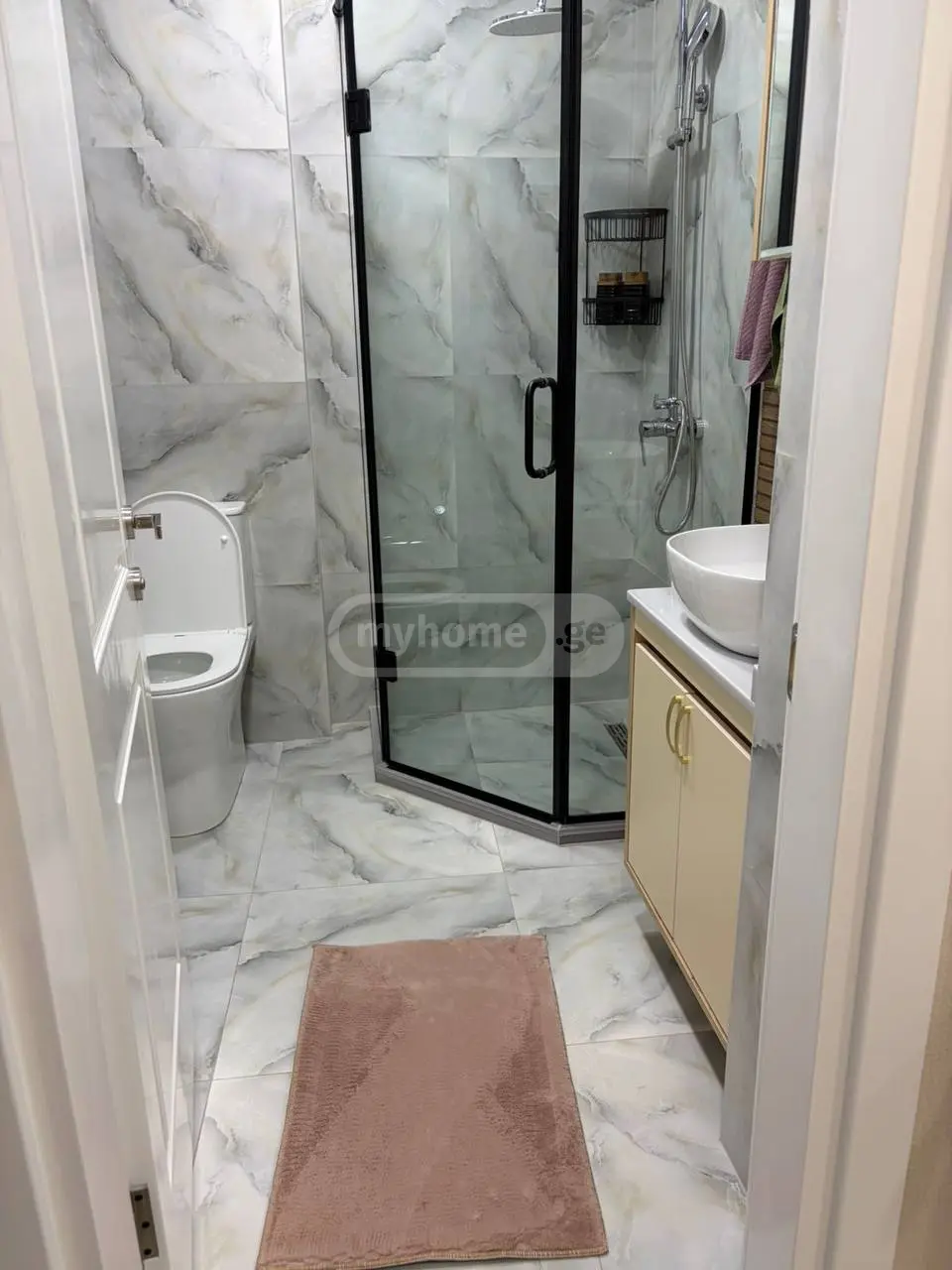 1 Room Apartment For Rent In Makhinjauri, In Batumi view 4