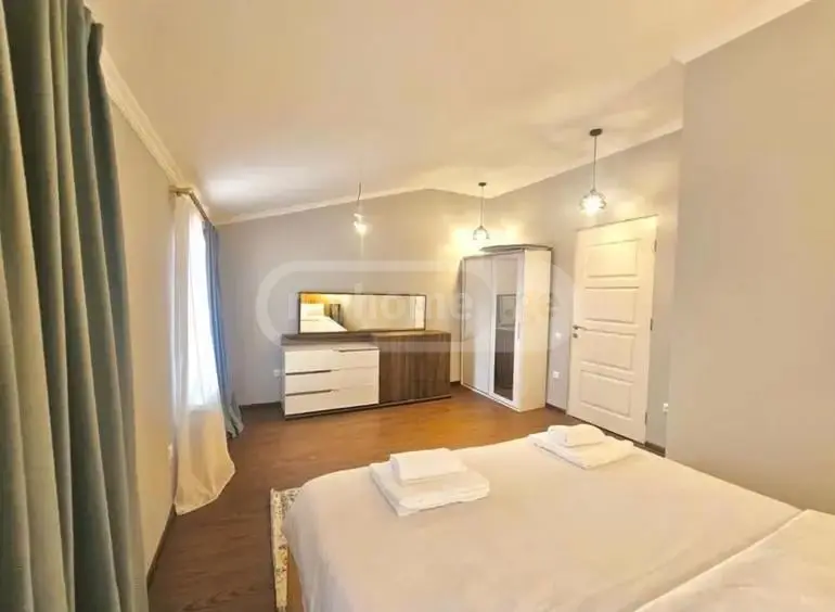 3 Room Private House For Rent In Sololaki view 15