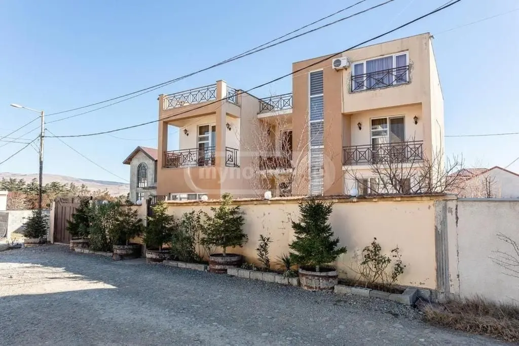 10+ Room Hotel For Rent In Nadzaladevi view 3