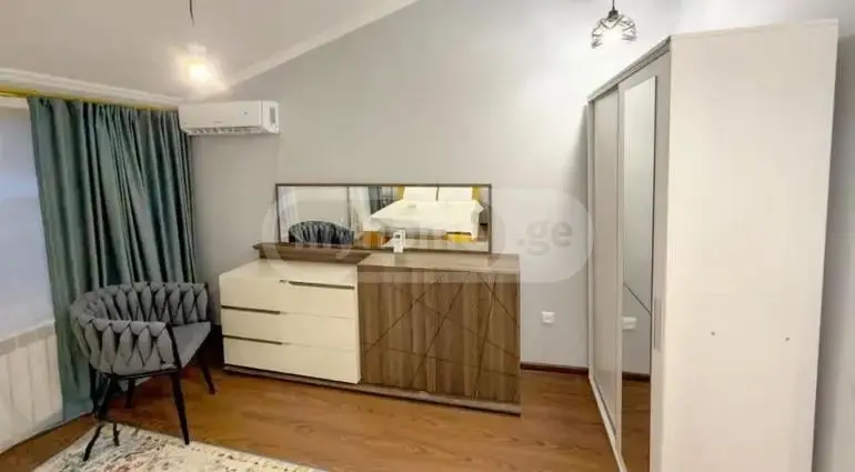 3 Room Private House For Rent In Sololaki view 14