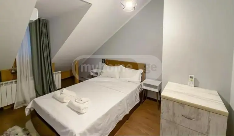 3 Room Private House For Rent In Sololaki view 3