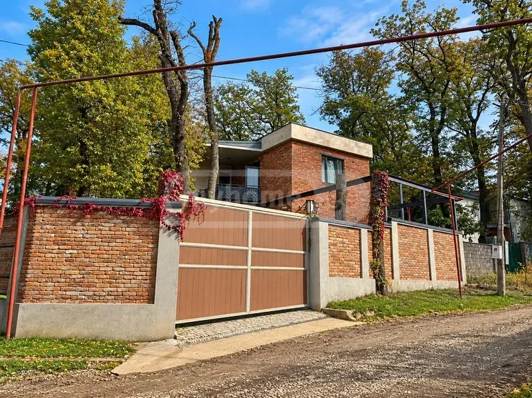 5 Room Private House For Sale view 5