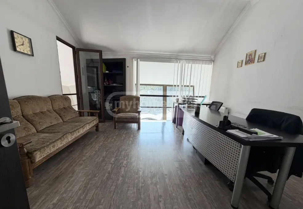 Universal Commercial Area For Rent In Sanzona view 9