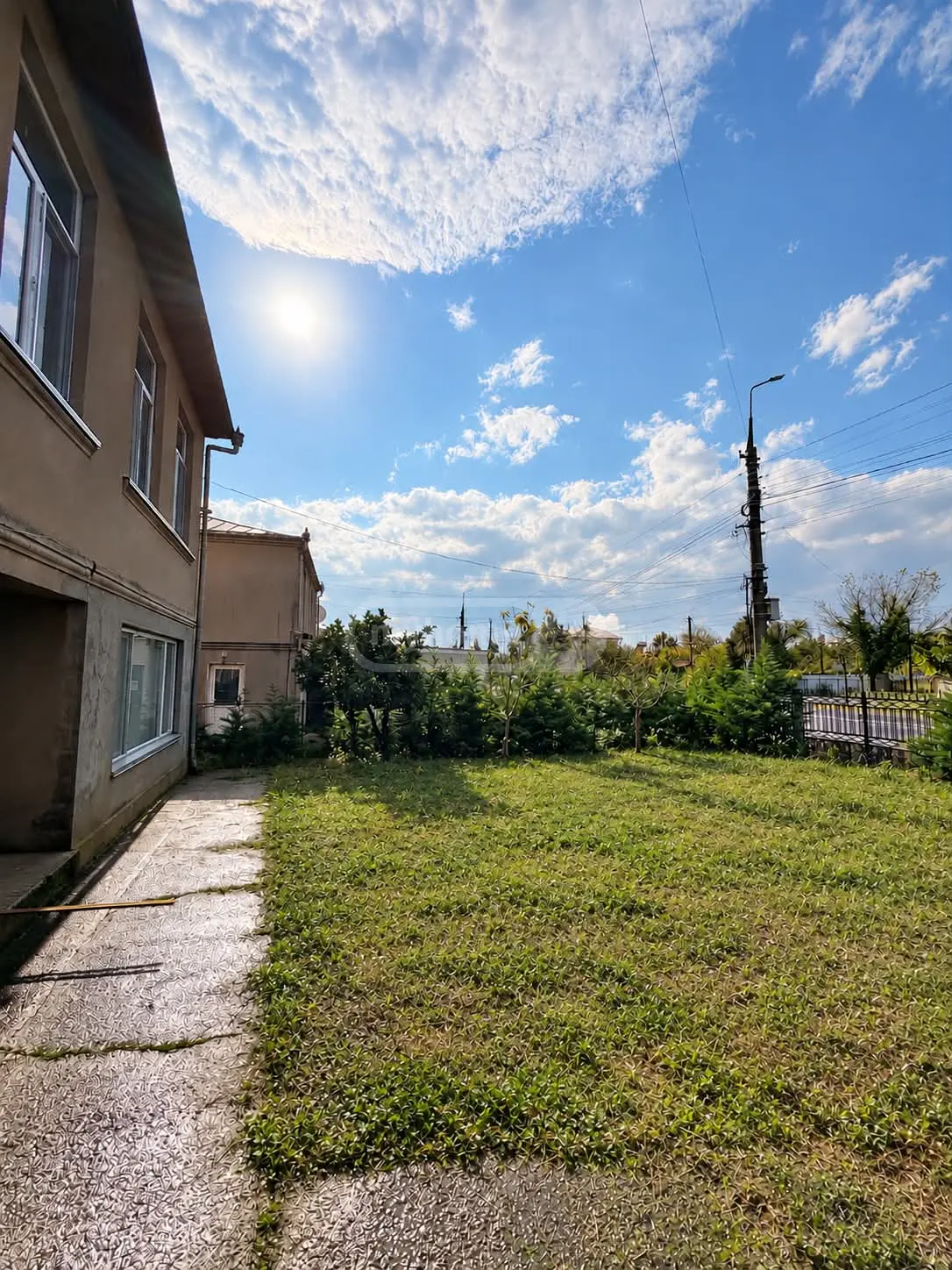 7 Room Private House For Sale view 4