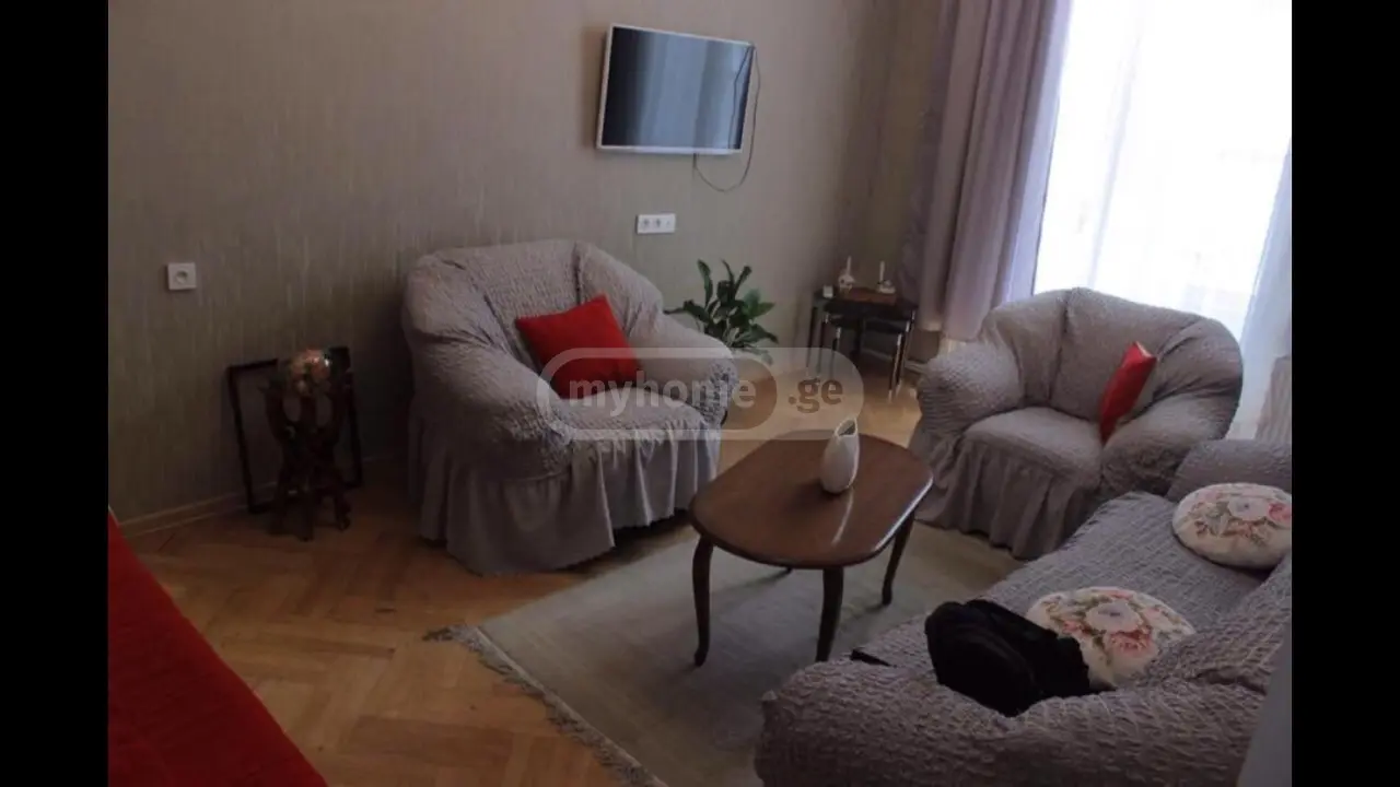 3 Room Apartment For Rent In Sololaki view 9
