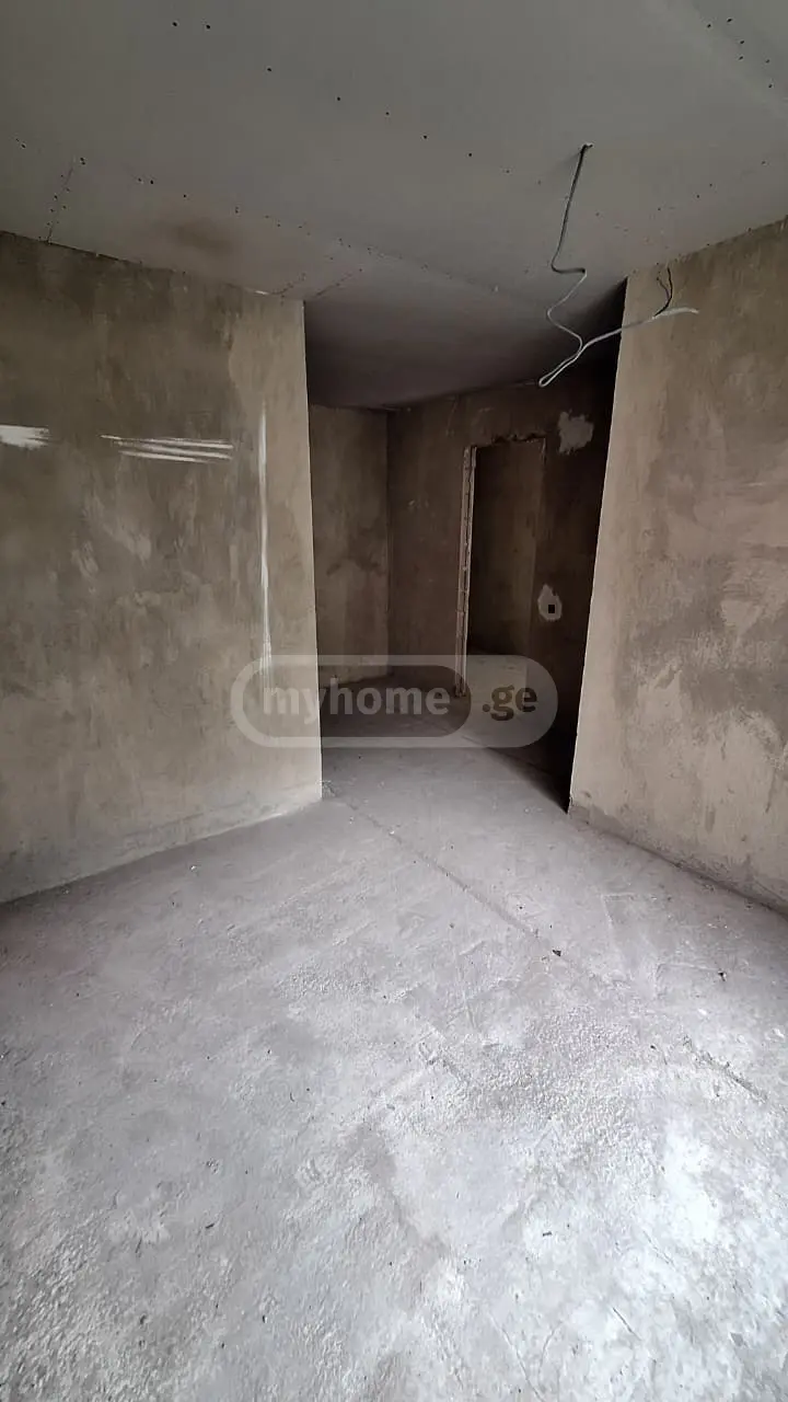 5 Room Private House For Sale view 4