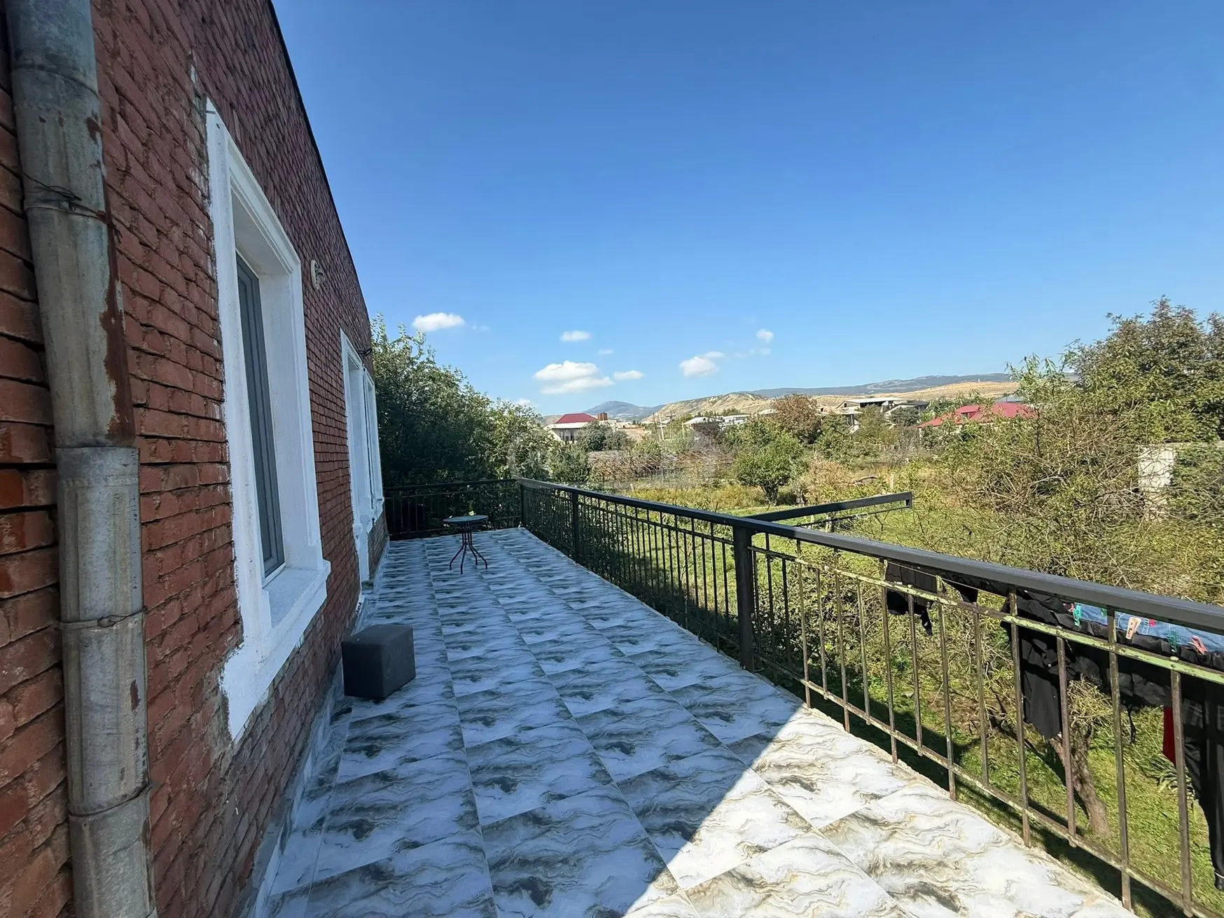 8 Room Private House For Sale view 15