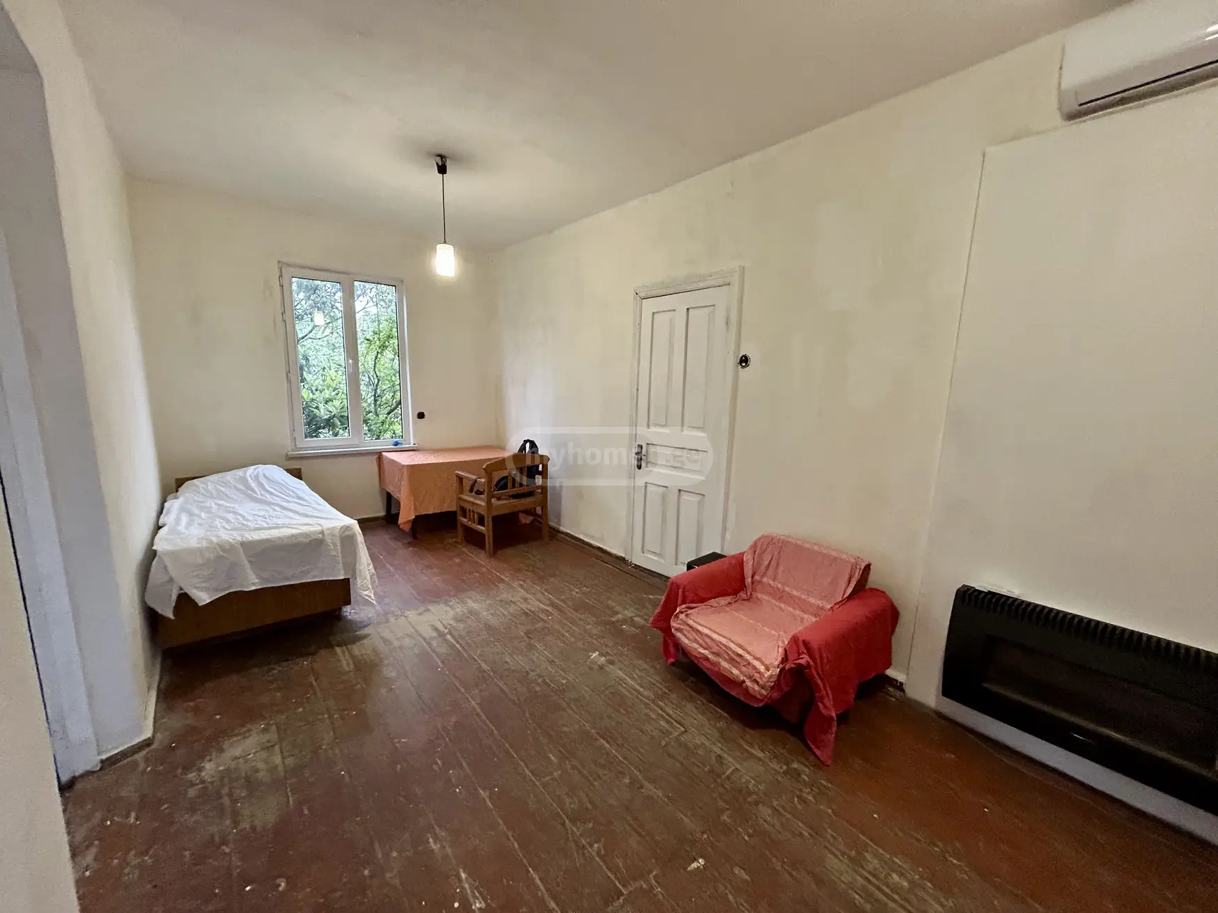 4 Room Private House For Sale view 12