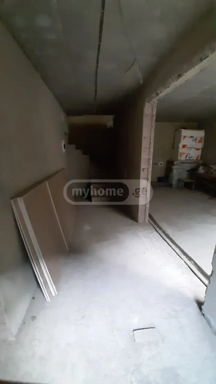 5 Room Private House For Sale view 11