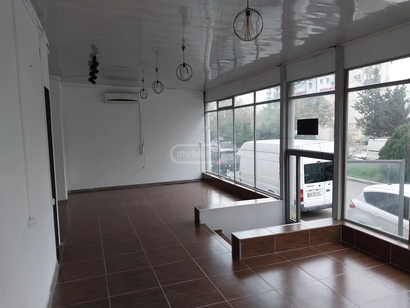 Universal Commercial Area For Rent In Rustavi view 4