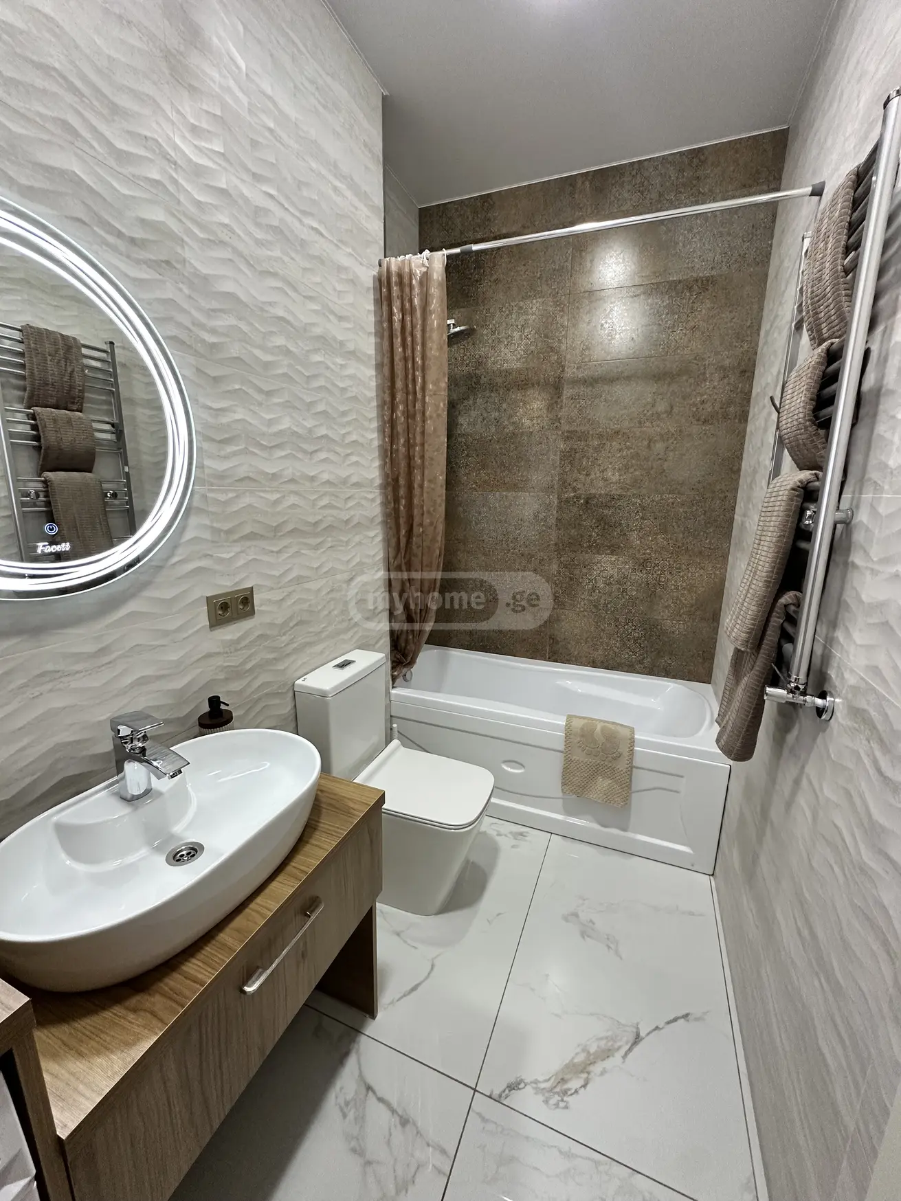 2 Room Apartment For Rent In Kobuleti view 1