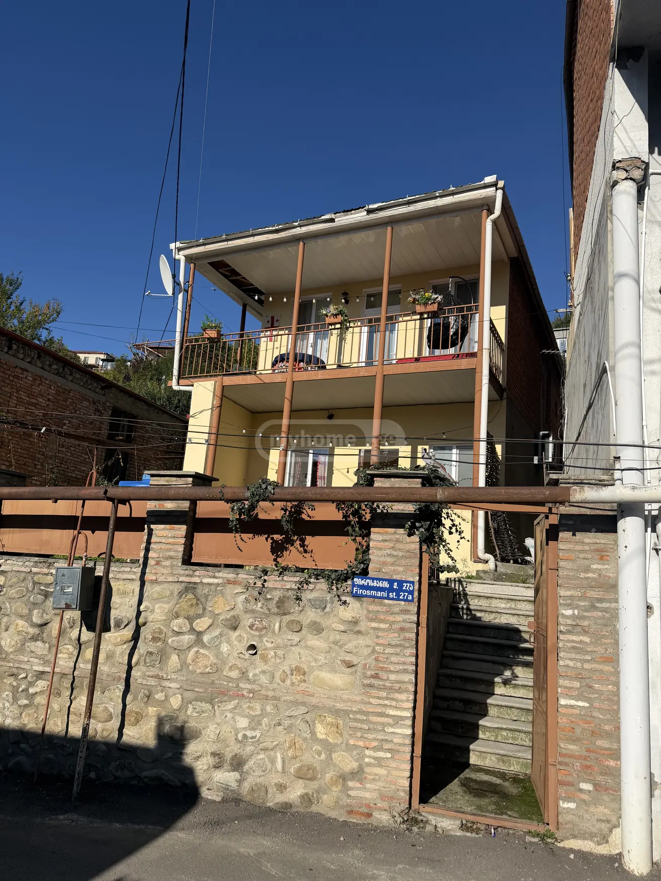 4 Room Private House Daily Rent In Signagi view 1