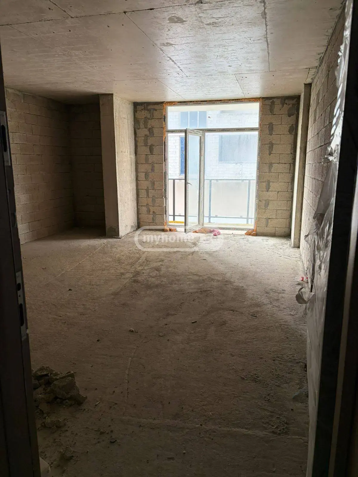 2 Room Apartment For Sale view 2