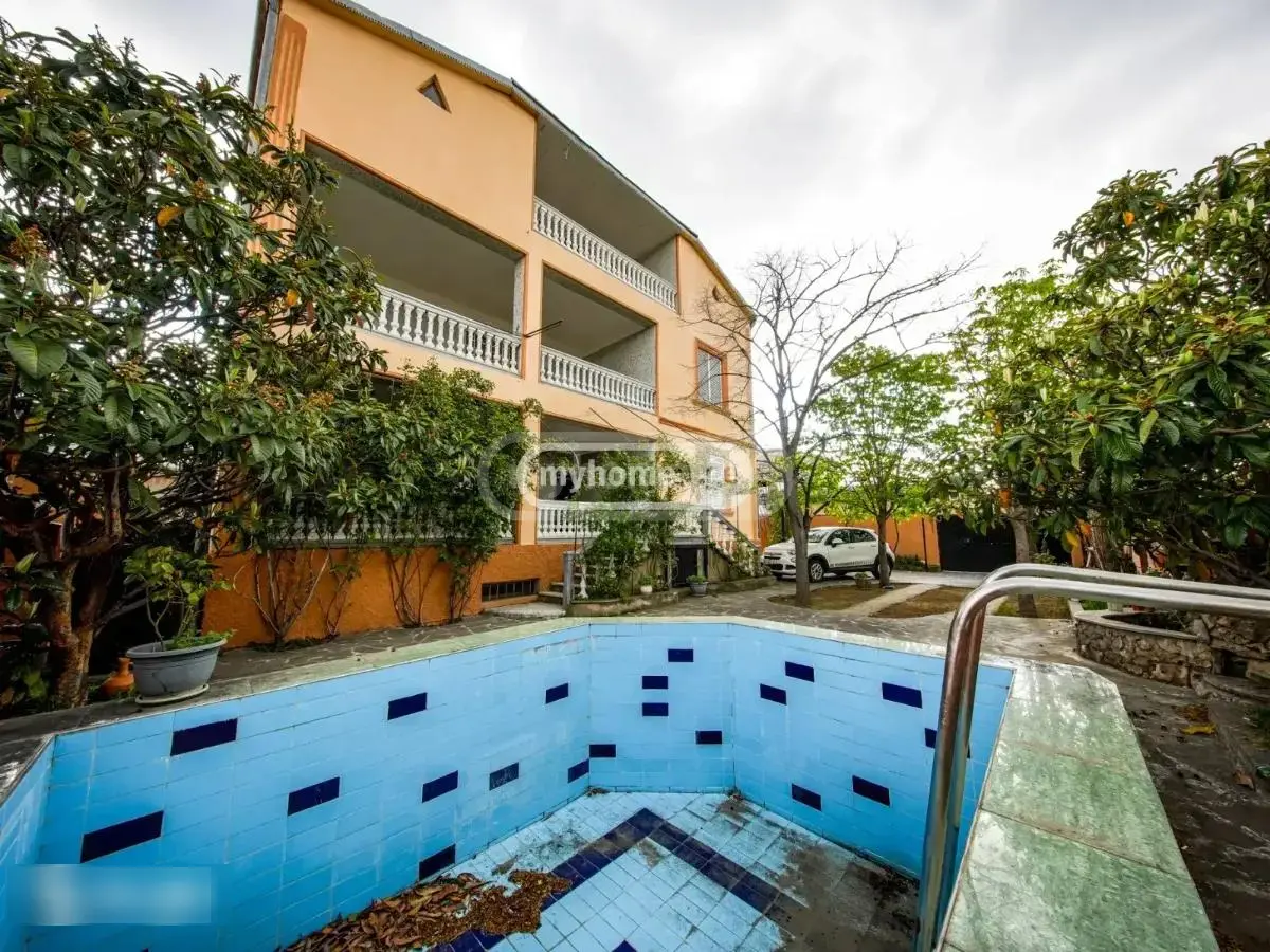 8 Room Private House For Rent In Didube view 1