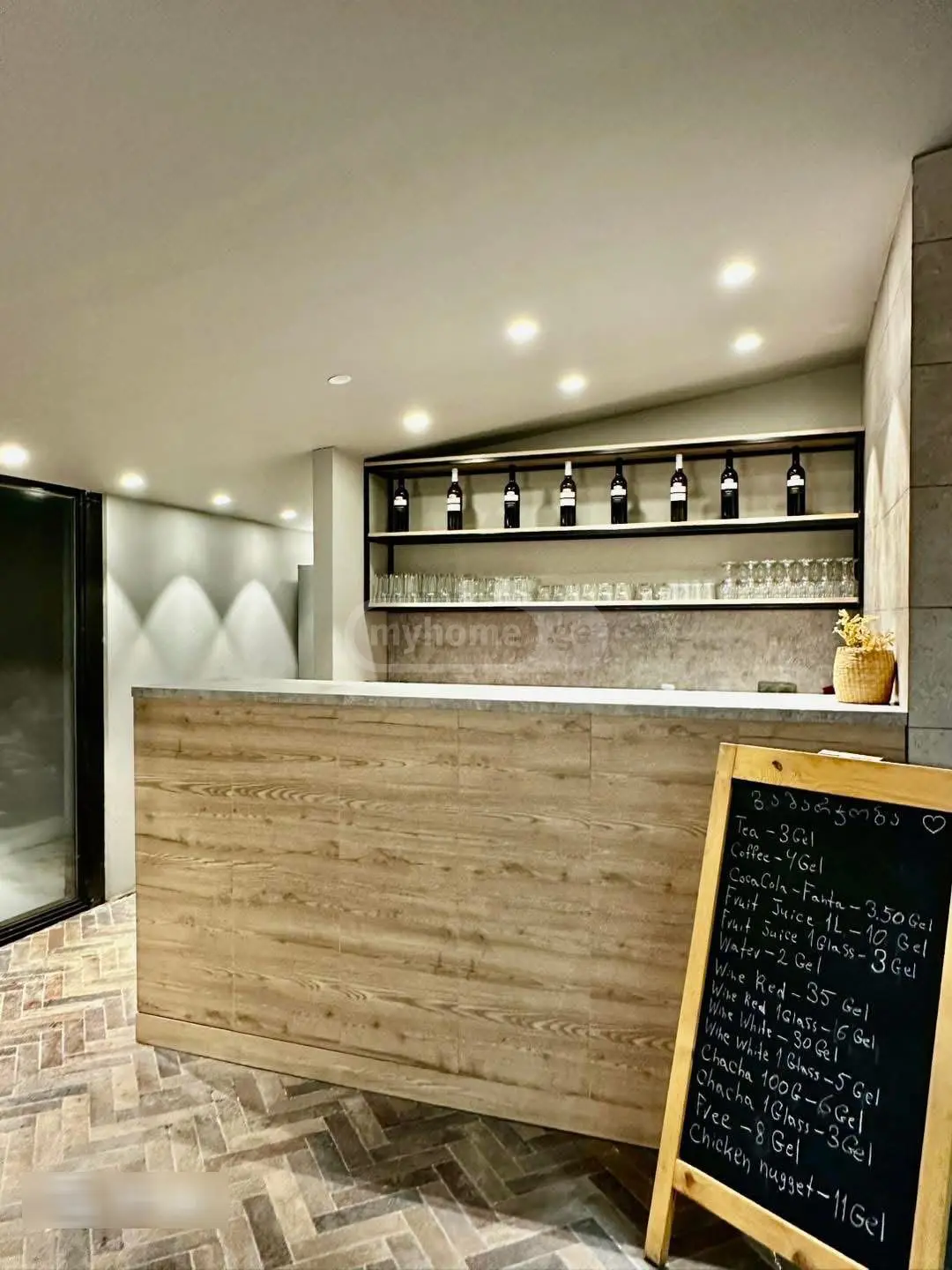 7 Room Hotel For Sale view 5
