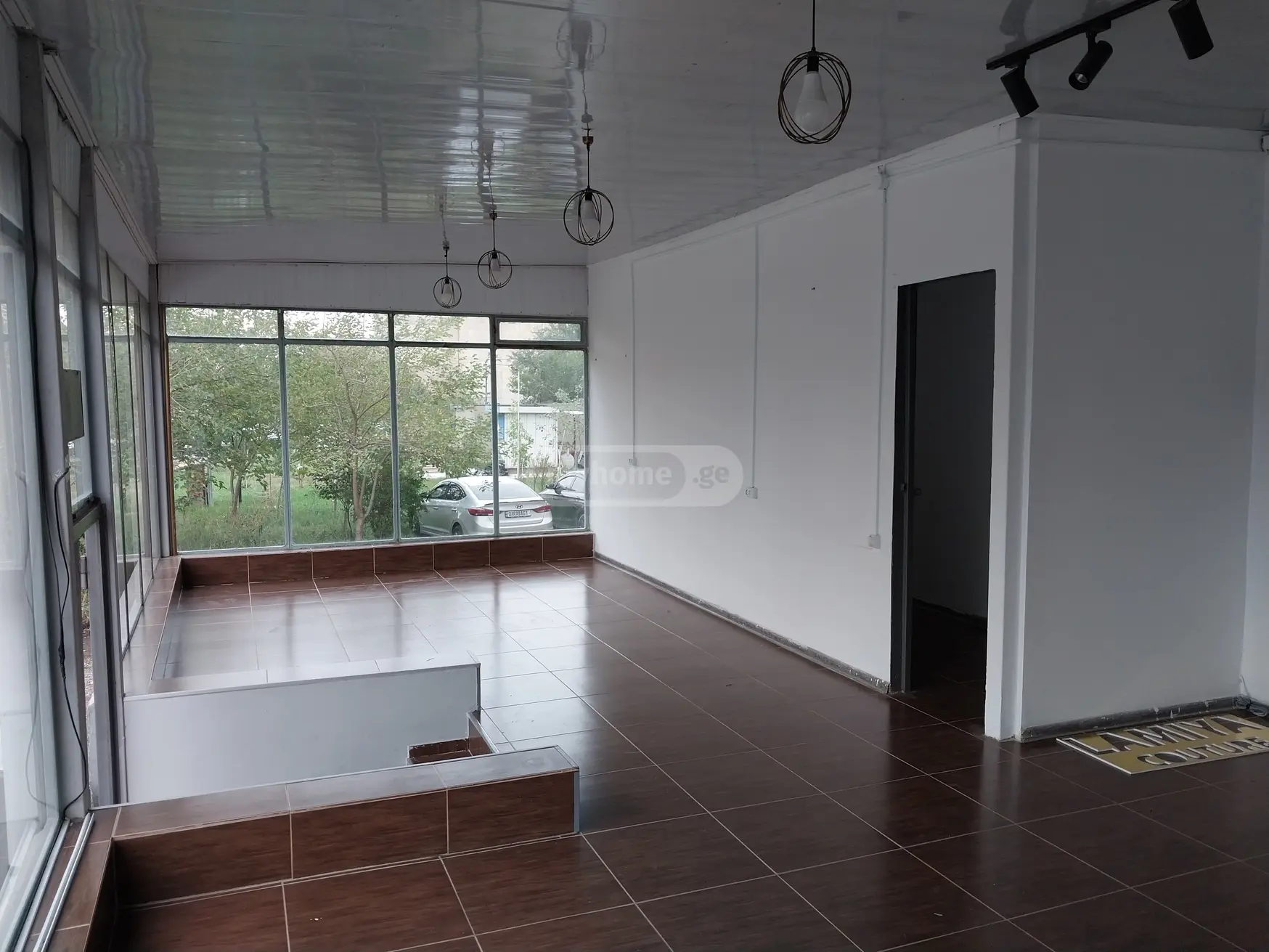 Universal Commercial Area For Rent In Rustavi view 3