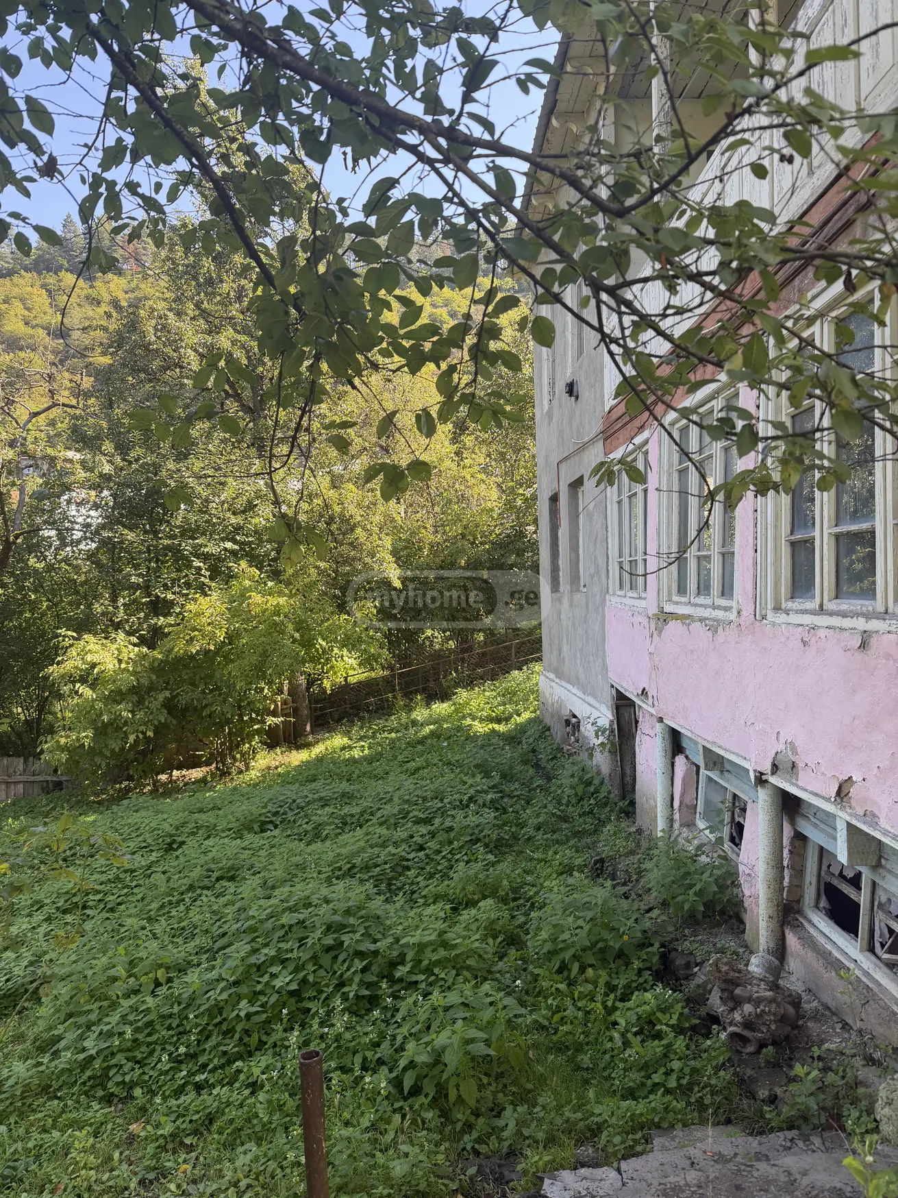 6 Room Private House For Sale view 1