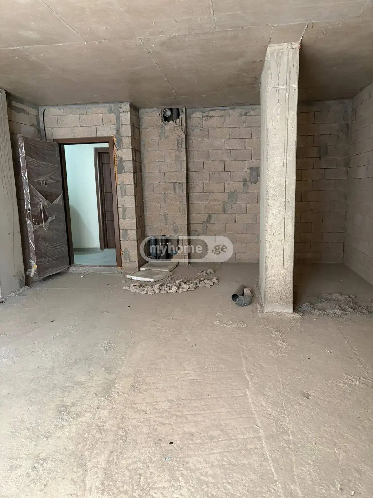 2 Room Apartment For Sale view 3