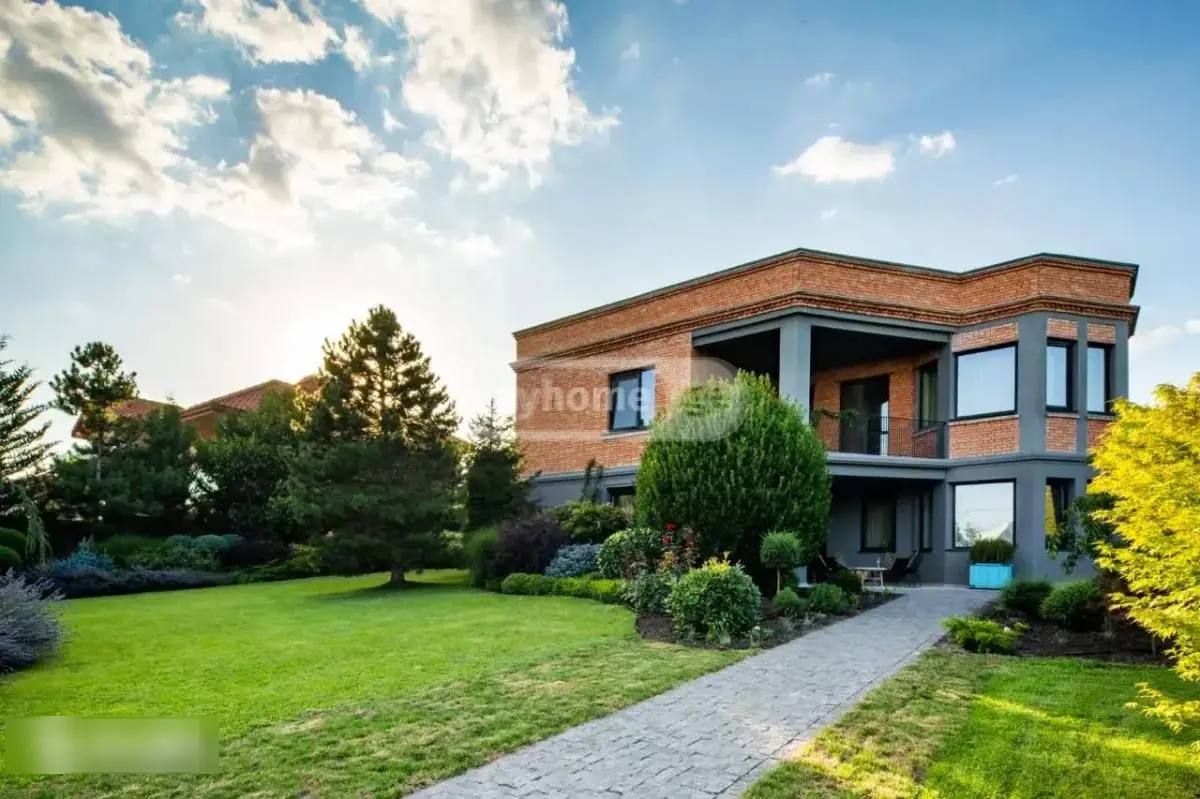 5 Room Private House For Rent In Digomi view 4