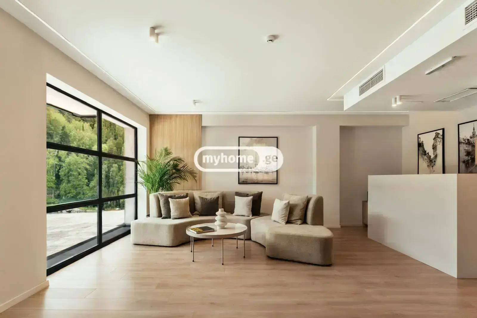 10+ Room Hotel For Sale In Sololaki view 5
