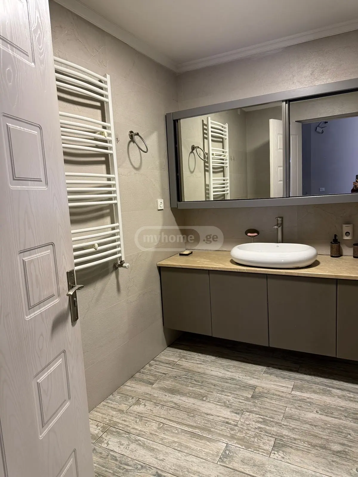 4 Room Private House For Rent In Foti view 5