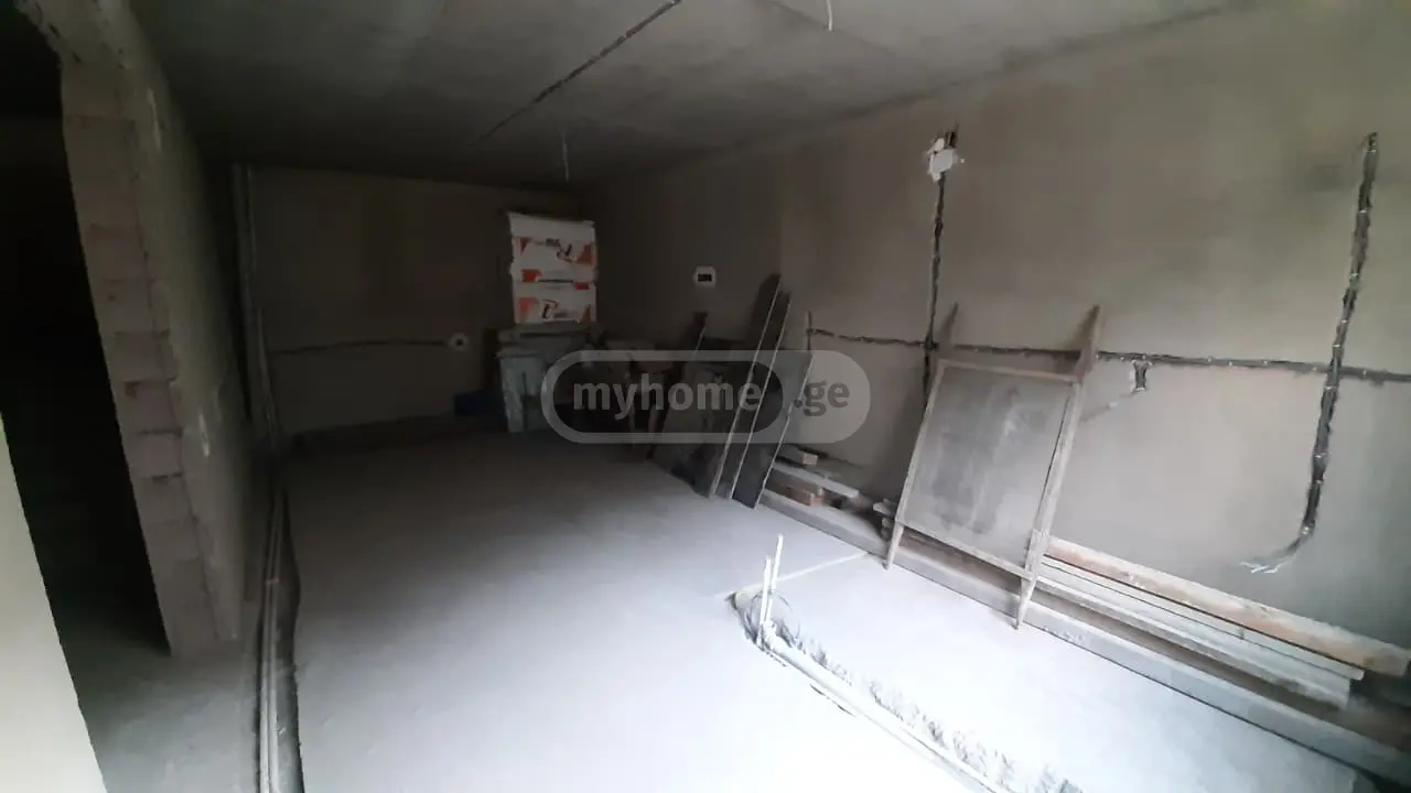 5 Room Private House For Sale view 10