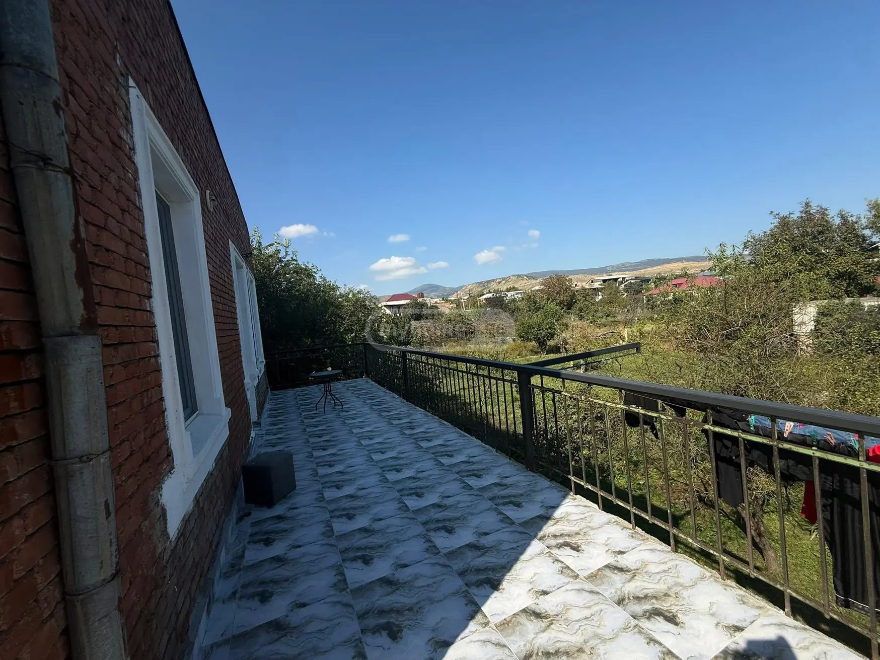 8 Room Private House For Sale view 16