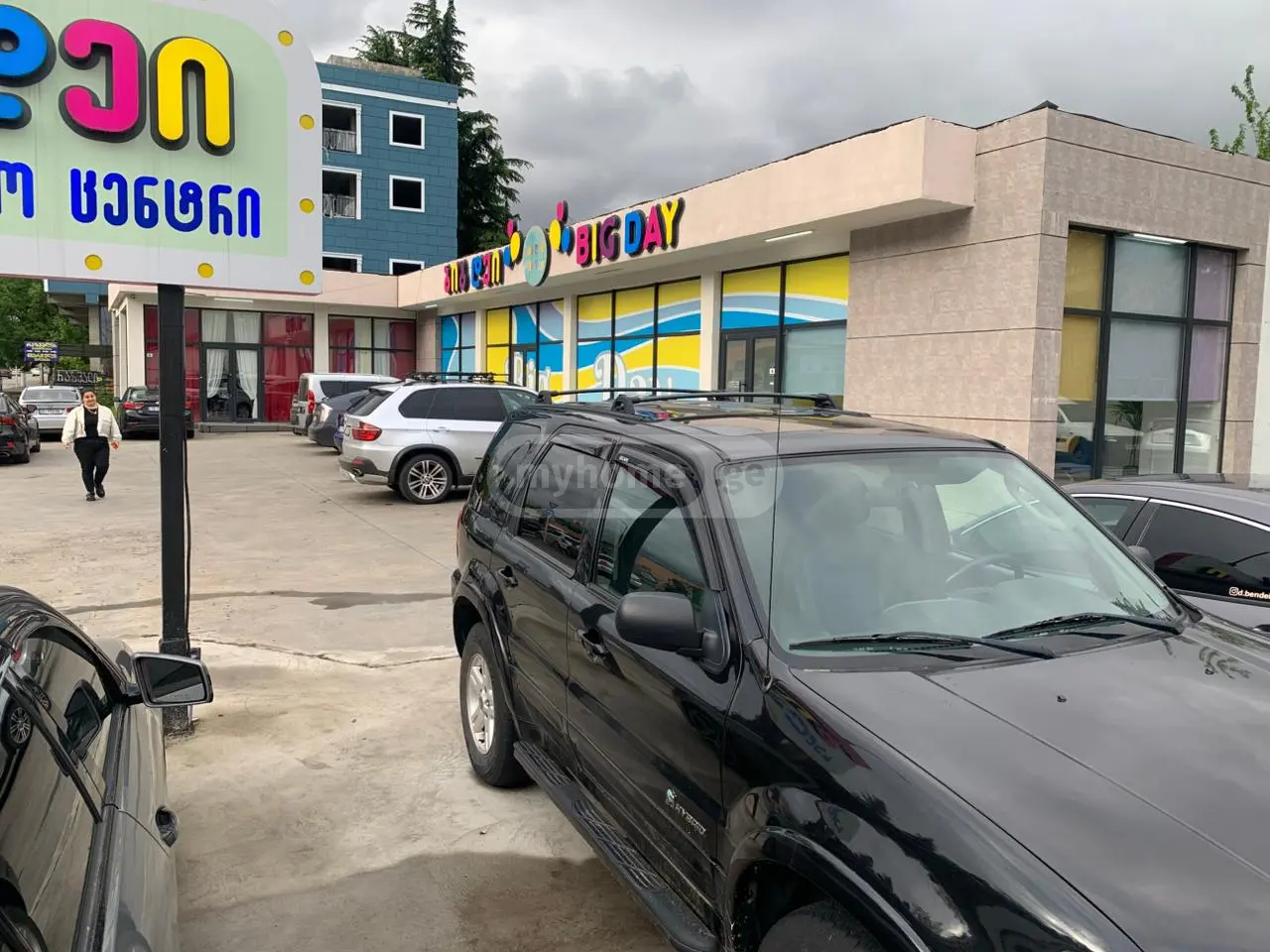 Universal Commercial Area For Sale Nikea, In Qutaisi view 3