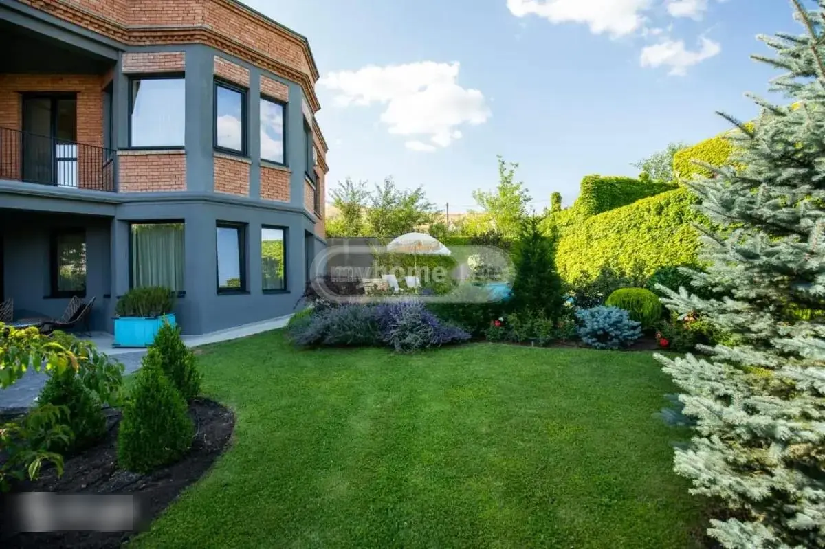 5 Room Private House For Rent In Digomi view 2