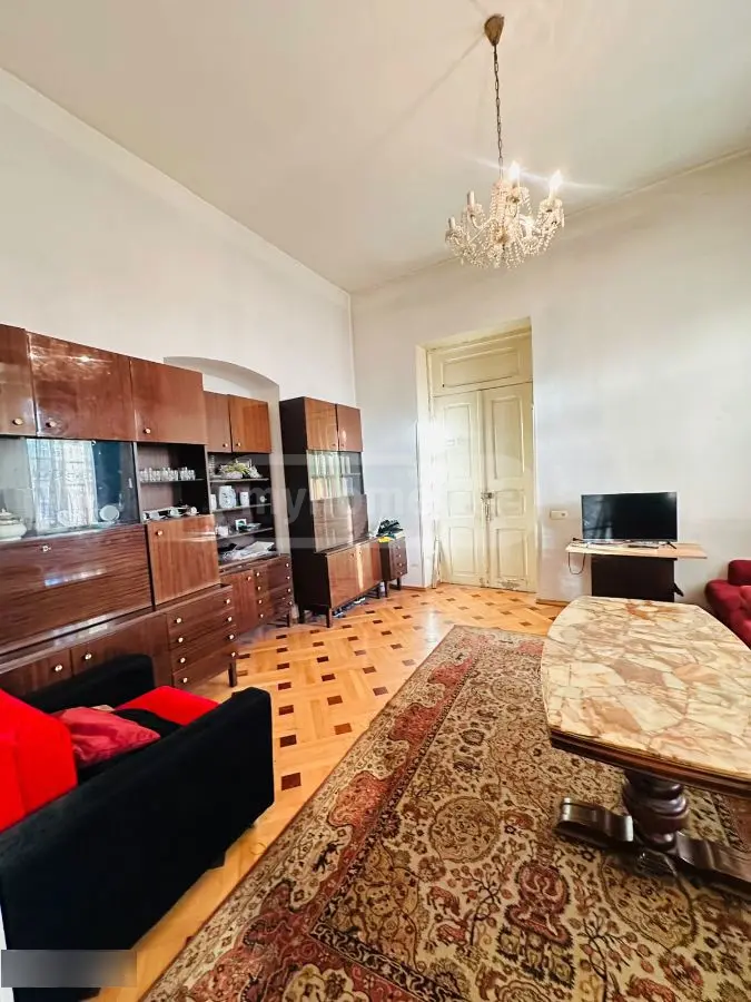 2 Room Private House For Sale view 5