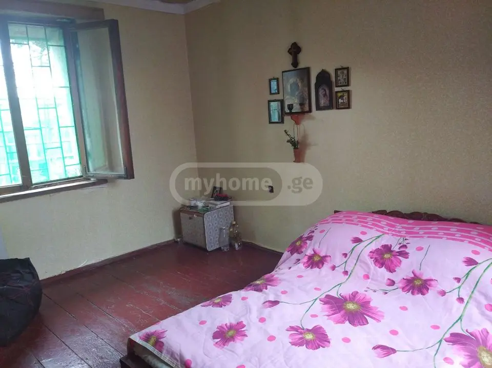 4 Room Private House For Sale view 6