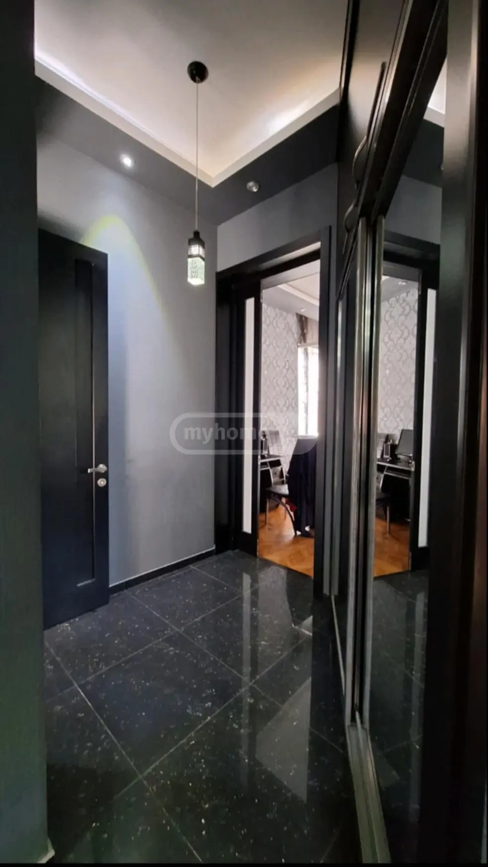 4 Room Private House For Sale view 5