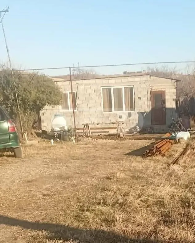 იყიდება 4-ოთახი კერძო სახლი view 1