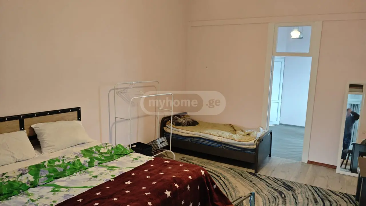 9 Room Private House For Sale view 13