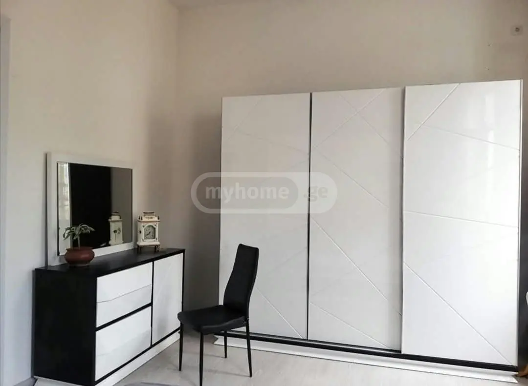 4 Room Private House For Rent In Sololaki view 4