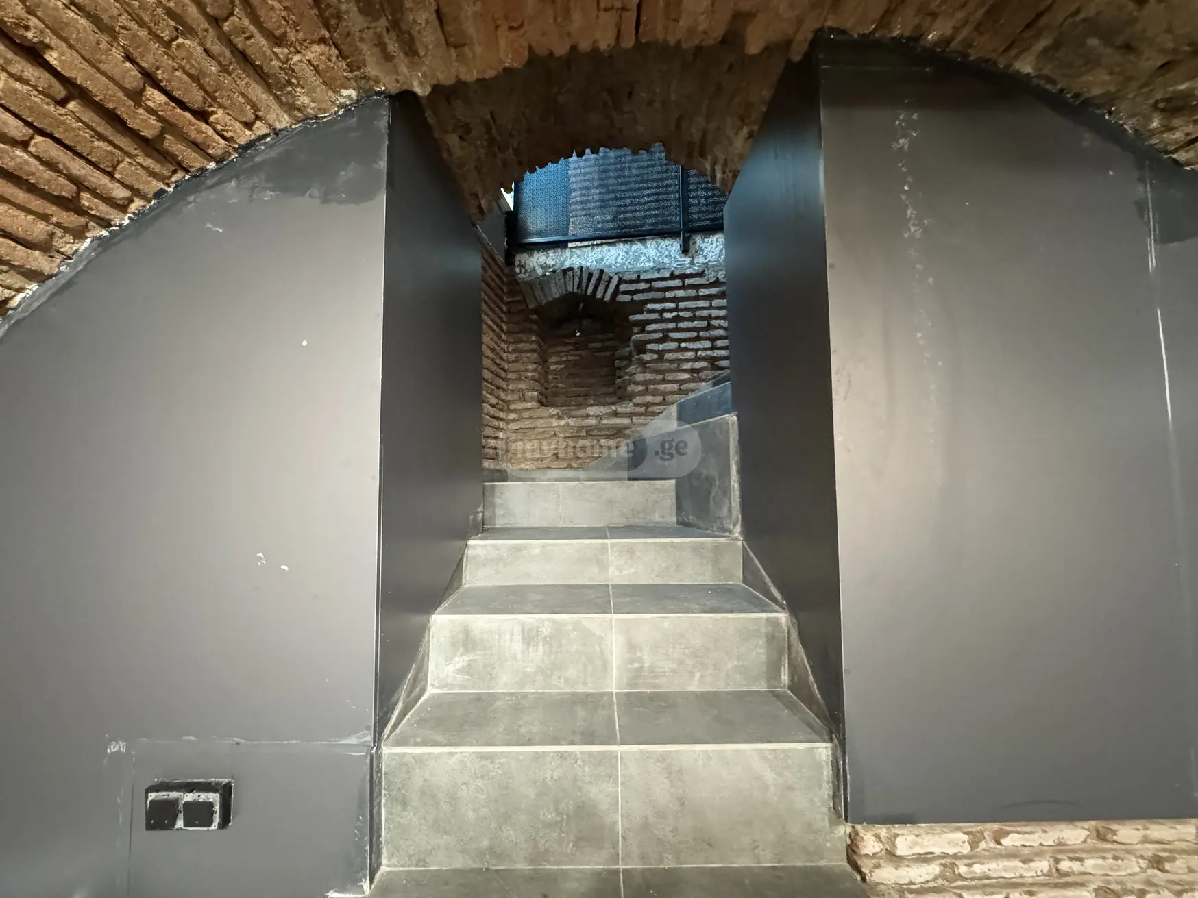 Special Commercial Area For Rent In Sololaki view 9