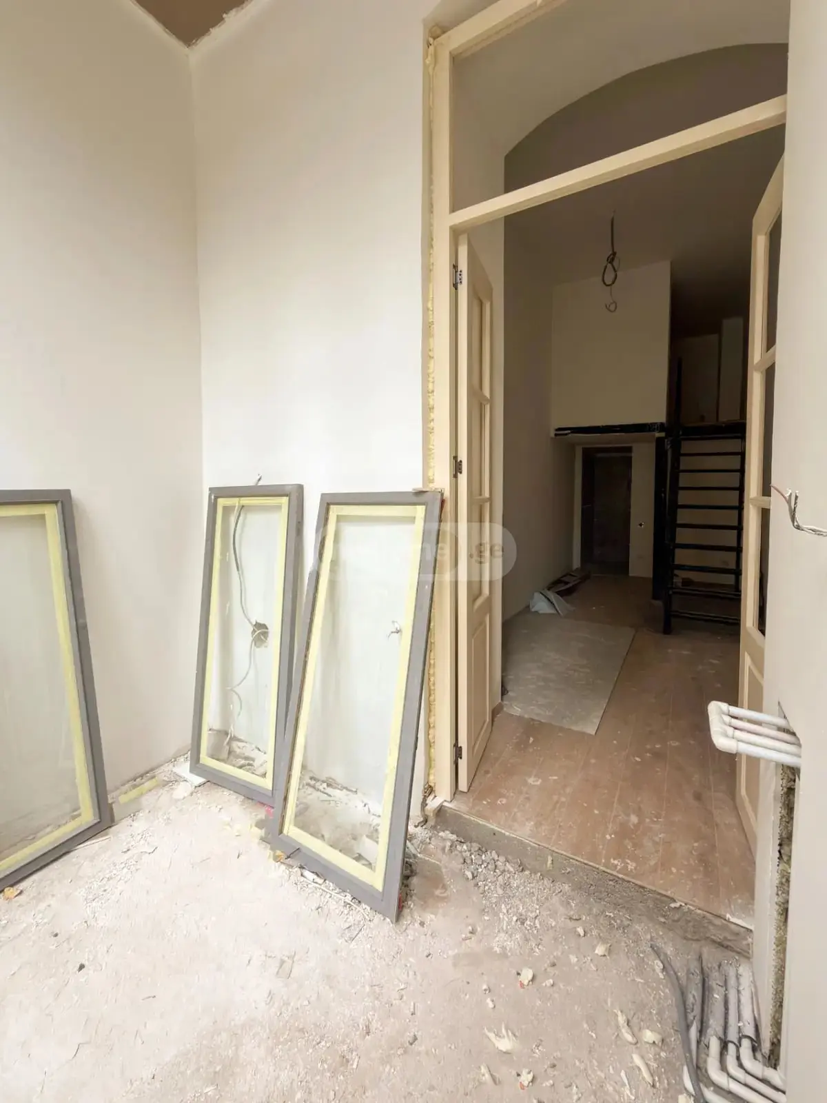 Universal Commercial Area For Sale In Mtatsminda view 4