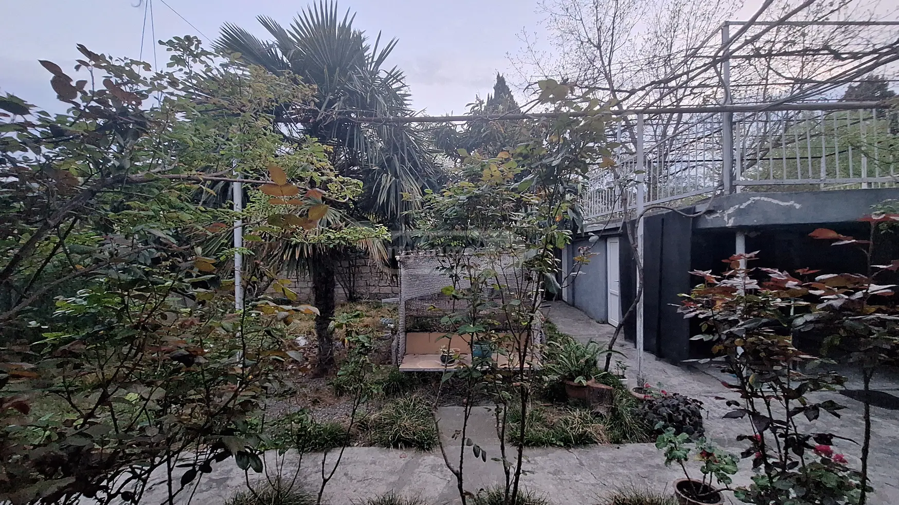 4 Room Private House For Sale view 11