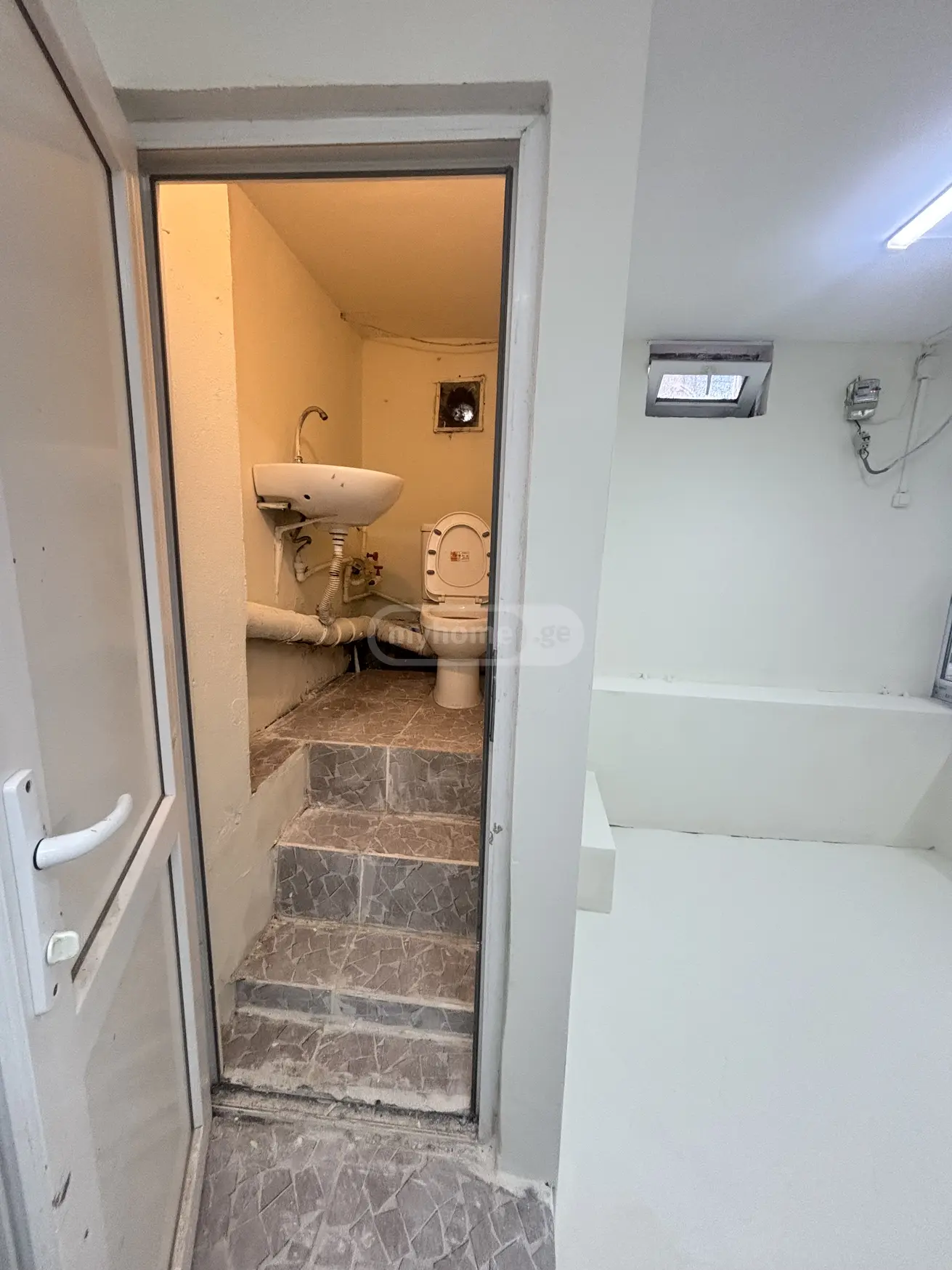 Universal Commercial Area For Rent In Vazisubani view 7