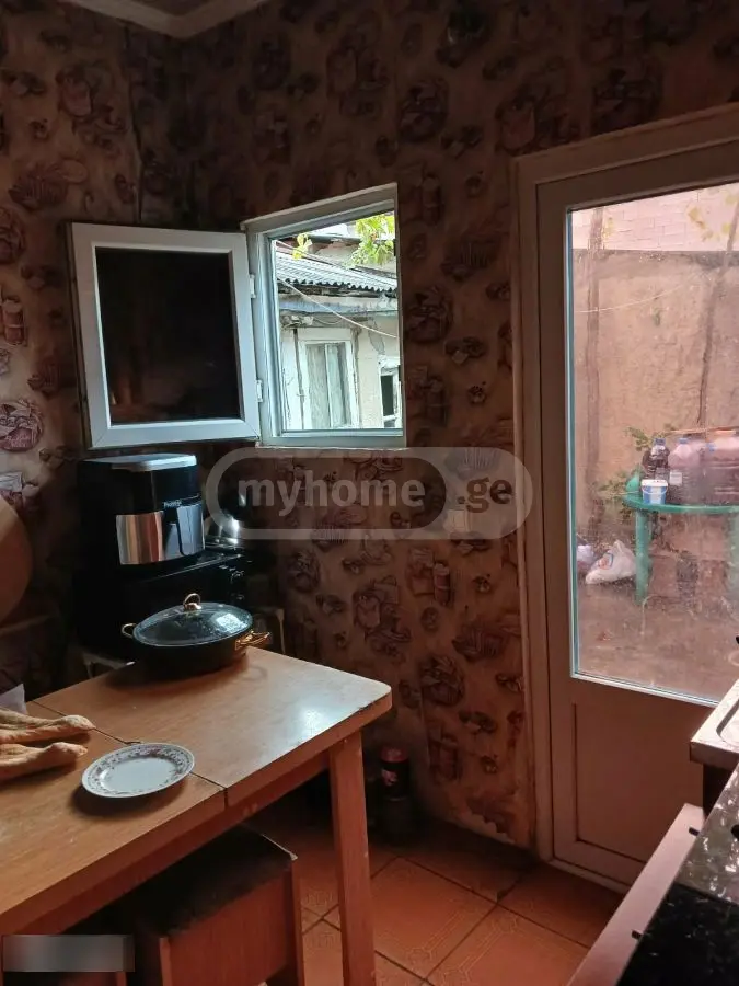 3 Room Private House For Sale view 3