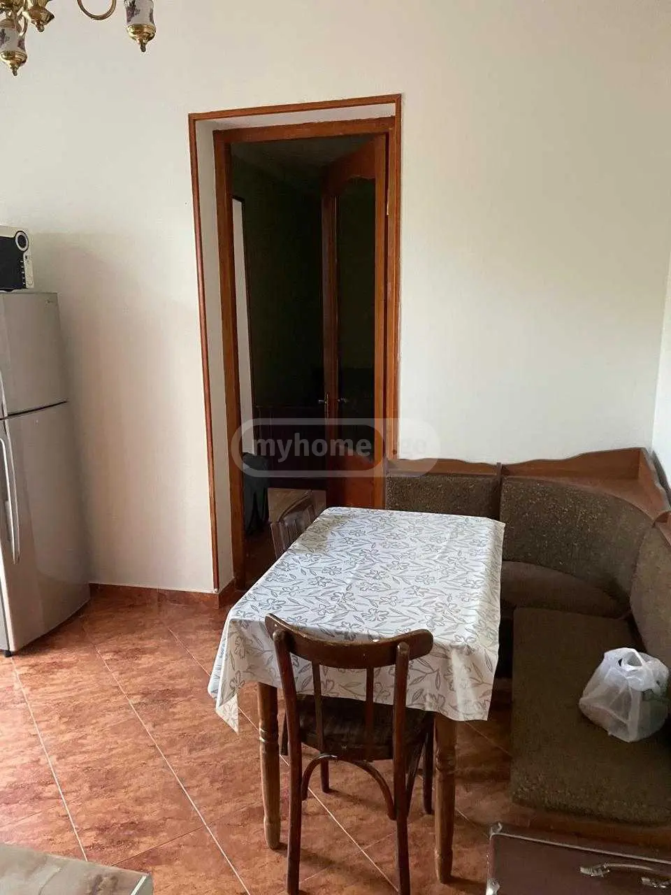 3 Room Private House For Rent In Sololaki view 9