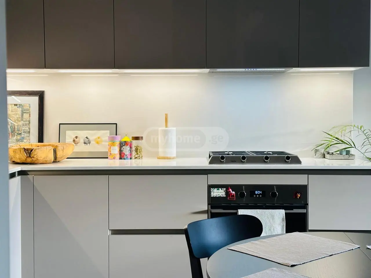 4 Room Apartment For Sale view 8