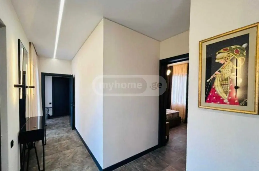 4 Room Private House For Sale view 4