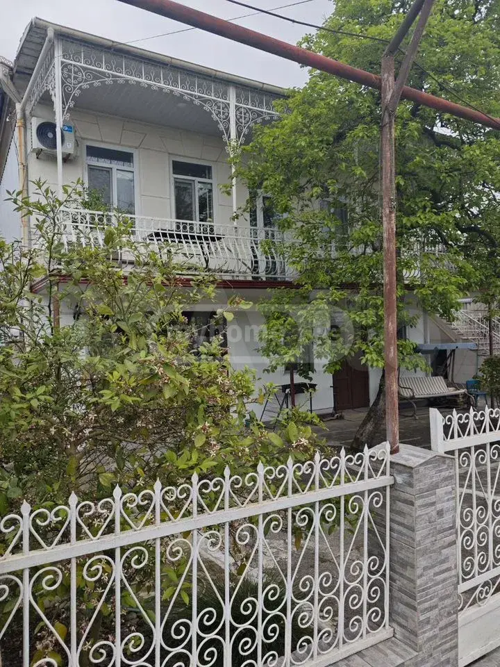 9 Room Private House For Sale view 1
