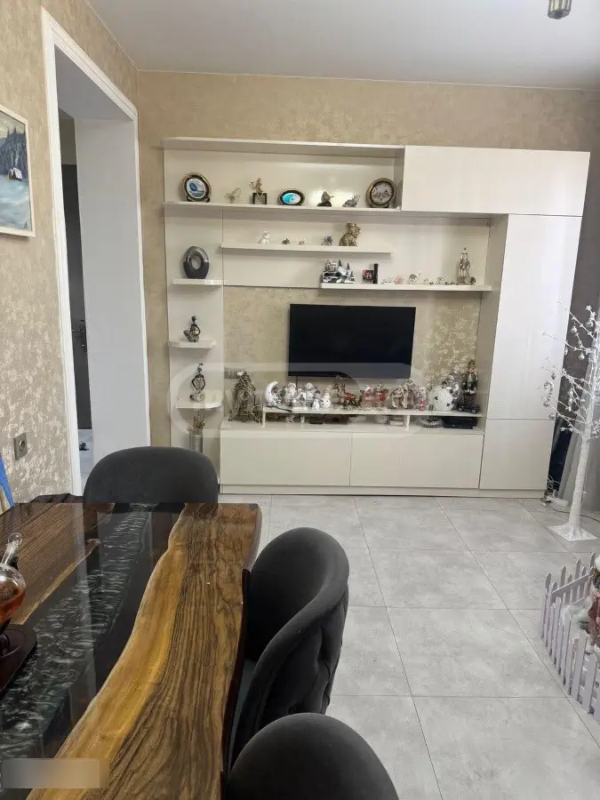 5 Room Private House For Sale view 6
