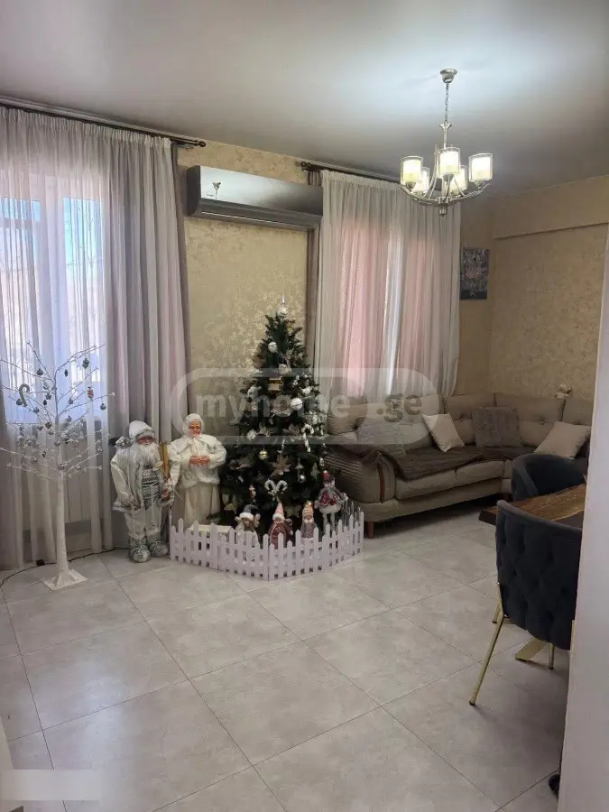 5 Room Private House For Sale view 1