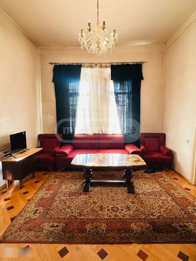 2 Room Private House For Sale view 8